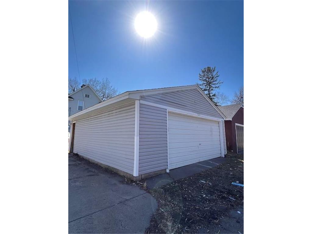 757 Minnehaha Avenue W Saint Paul MN 55104 7074921 image13