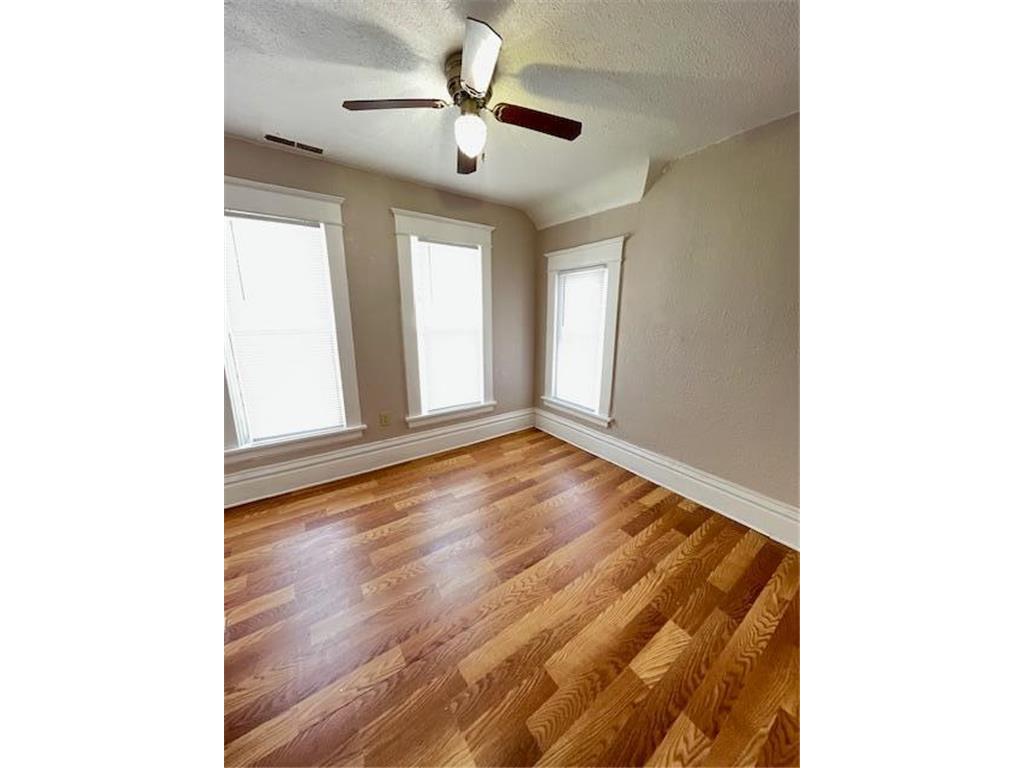 757 Minnehaha Avenue W Saint Paul MN 55104 7074921 image9