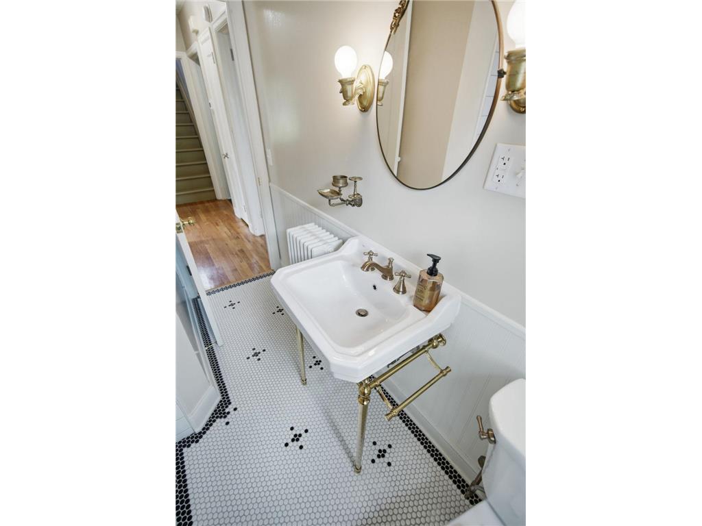 757 Nebraska Avenue W Saint Paul MN 55117 7087818 image12