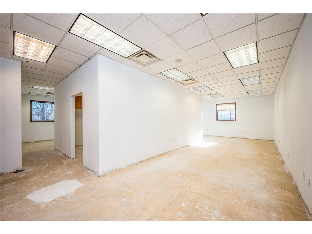 757 S State Street #Suite 6 Fairmont MN 56031 6672750 image2