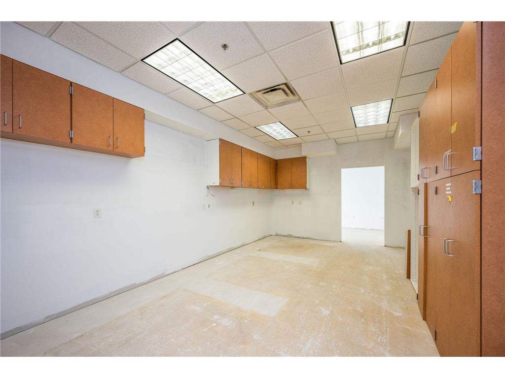 757 S State Street #Suite 6 Fairmont MN 56031 6672750 image3