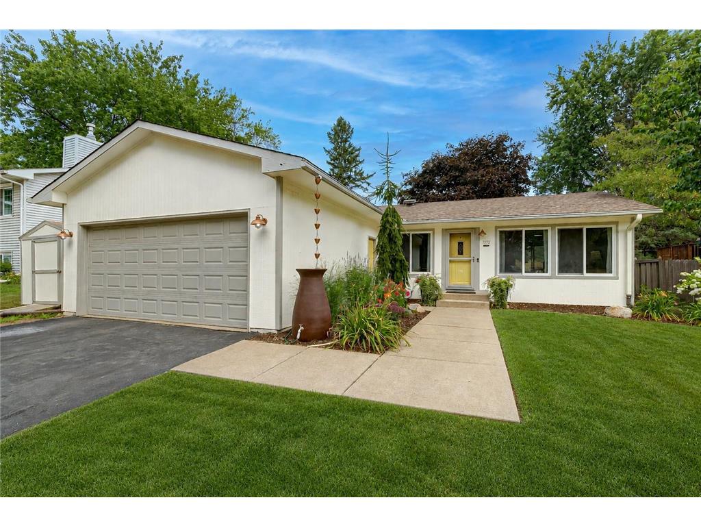 7572 Carillon Plaza W Woodbury MN 55125 7102544 image1