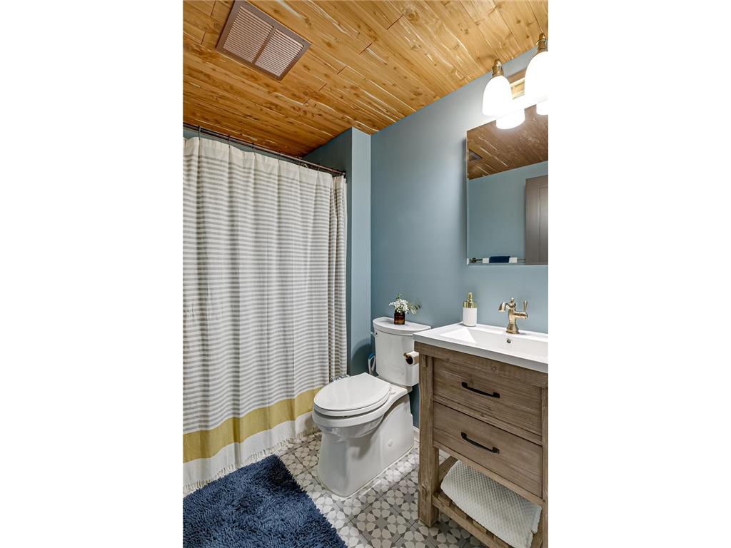 7572 Carillon Plaza W Woodbury MN 55125 7102544 image26