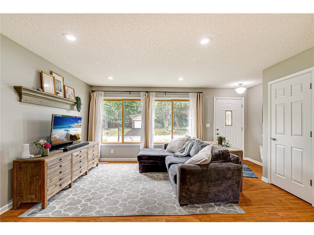 7572 Carillon Plaza W Woodbury MN 55125 7102544 image6