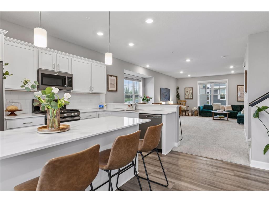 7574 38th Street N Oakdale MN 55128 7061688 image12