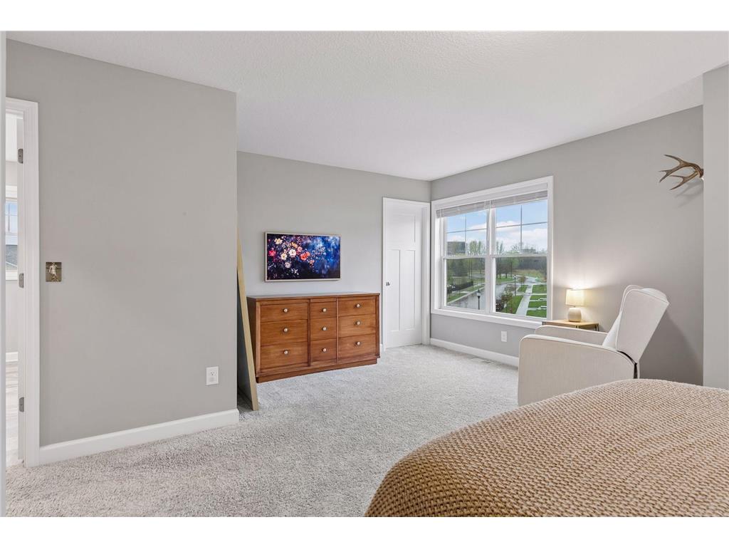7574 38th Street N Oakdale MN 55128 7061688 image21