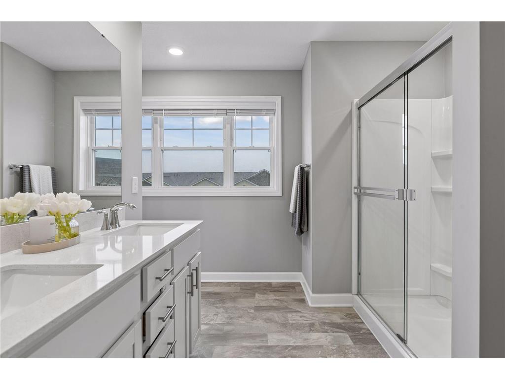 7574 38th Street N Oakdale MN 55128 7061688 image24