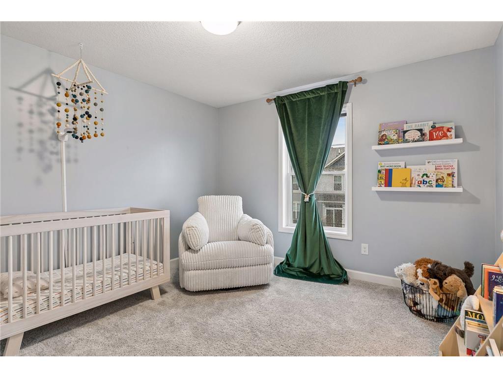 7574 38th Street N Oakdale MN 55128 7061688 image25