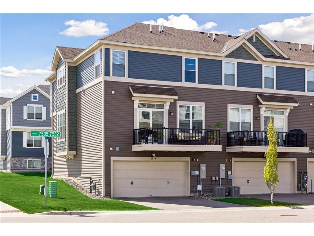 7574 38th Street N Oakdale MN 55128 7061688 image30