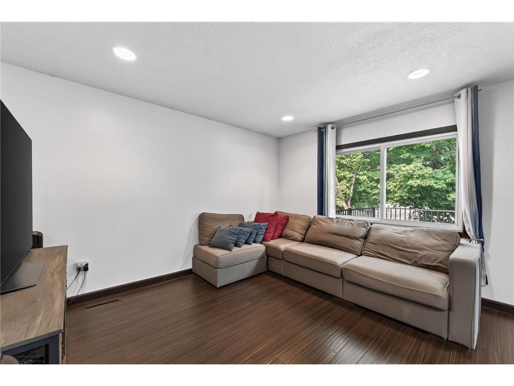 7574 E Fish Lake Road Maple Grove MN 55311 7109696 image5