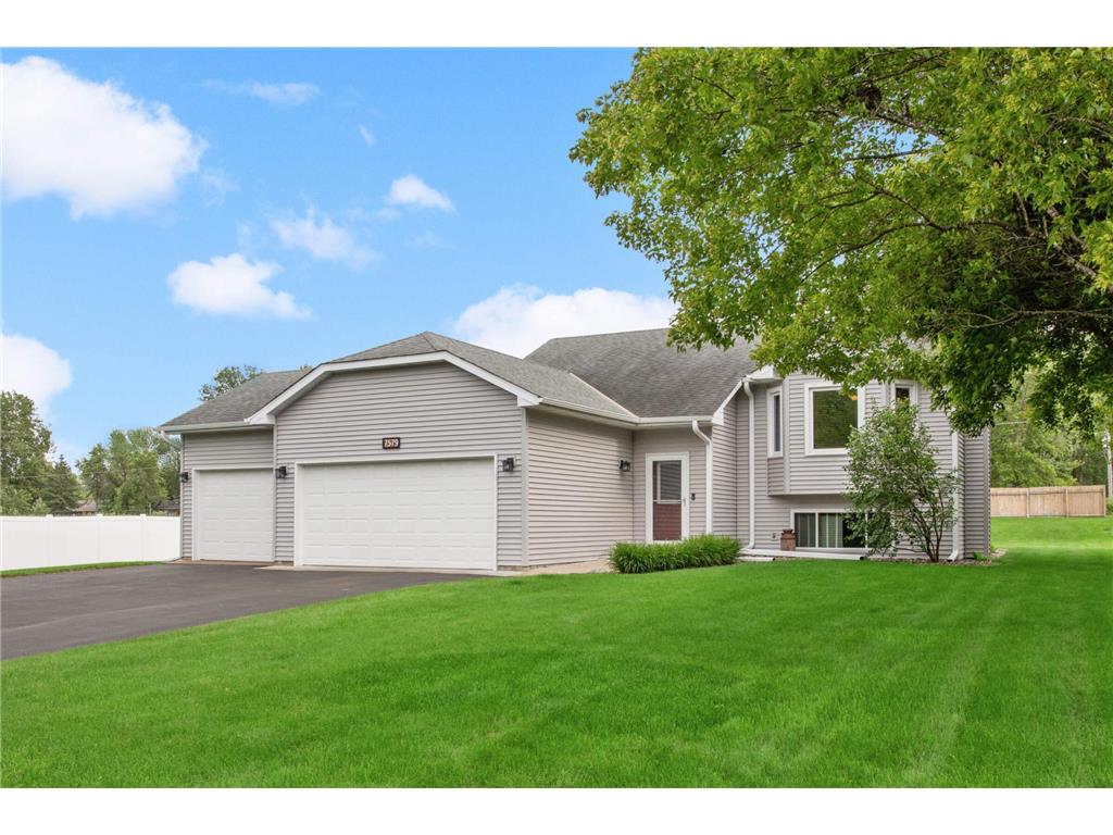 7579 216th Street N Forest Lake MN 55025 6536780 image1