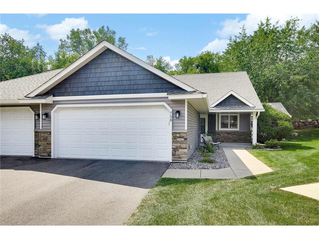 758 Echo Shores Court Mahtomedi MN 55115 6410465 image1
