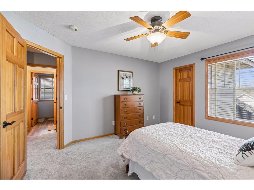 758 Heron Avenue N Oakdale MN 55128 7037300 image24