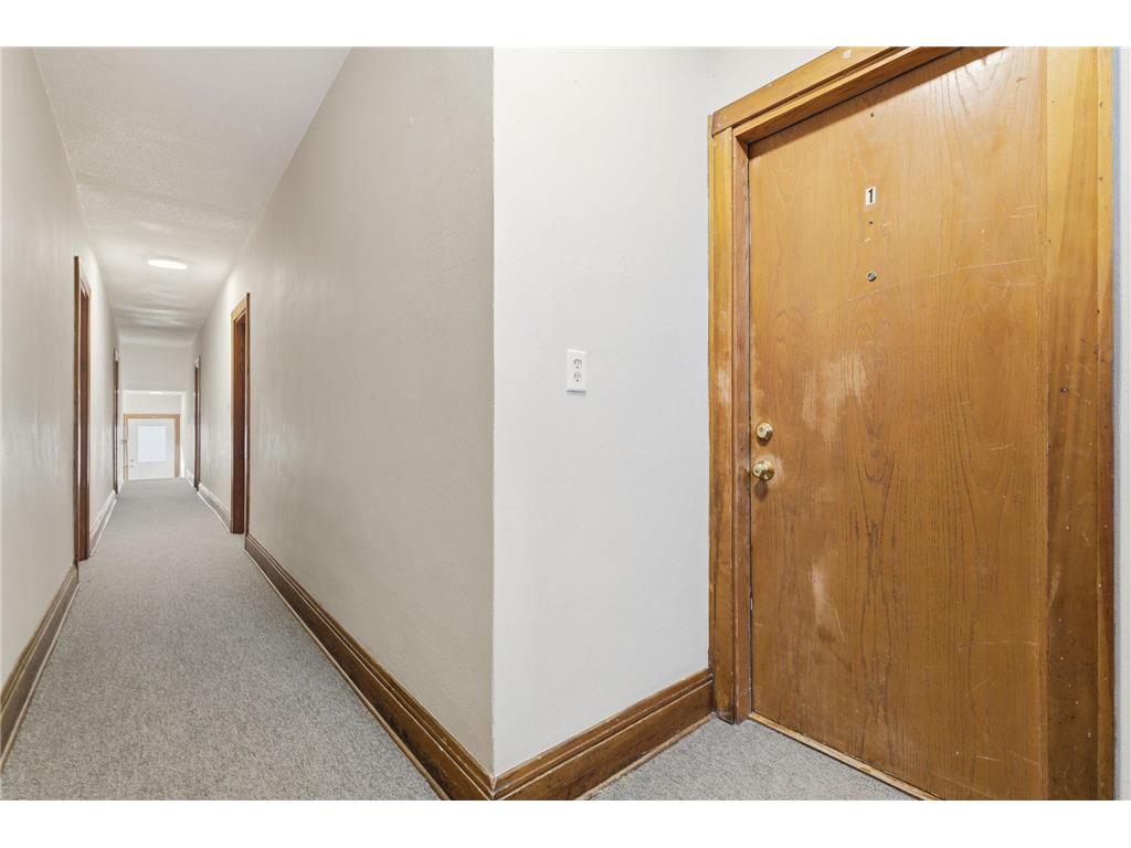 758 Reaney Avenue Saint Paul MN 55106 7033997 image7