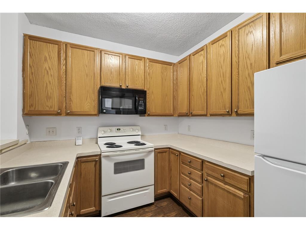 7580 Lower 11th Street N Oakdale MN 55128 6794063 image10