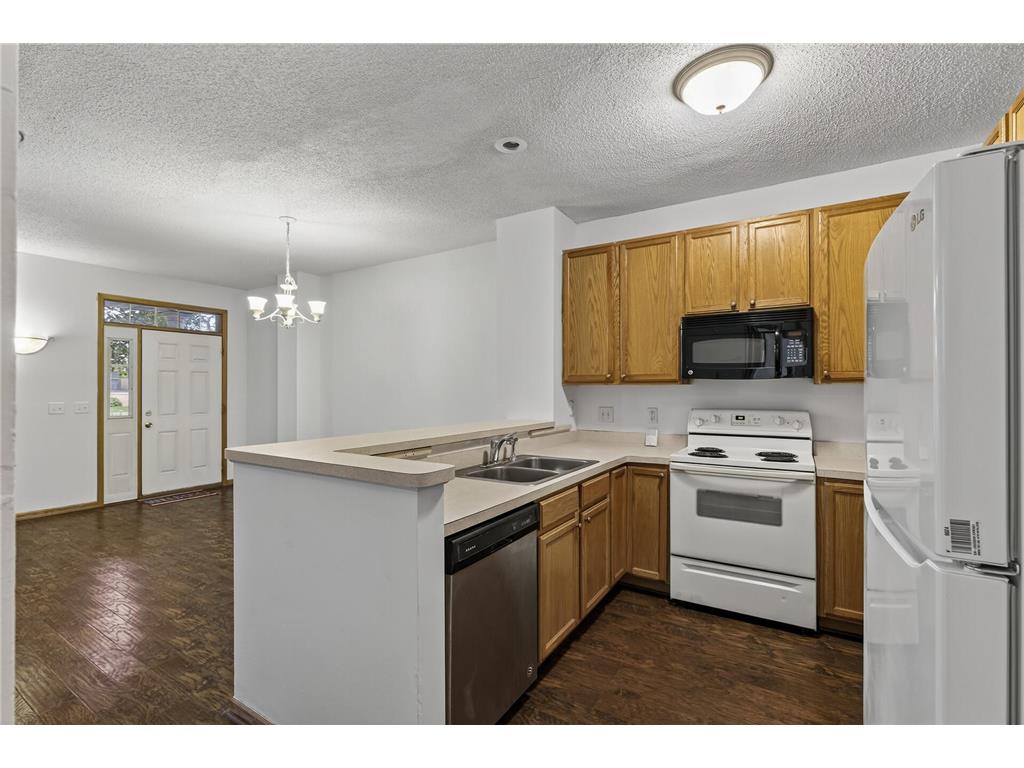 7580 Lower 11th Street N Oakdale MN 55128 6794063 image11