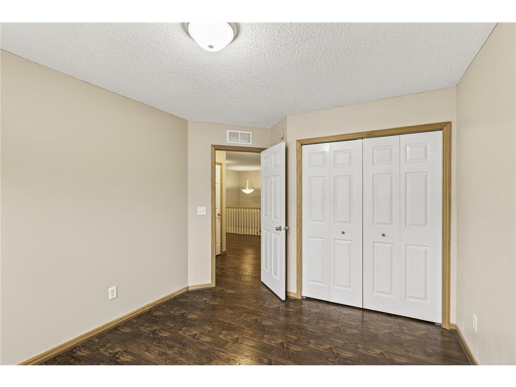 7580 Lower 11th Street N Oakdale MN 55128 7049511 image16