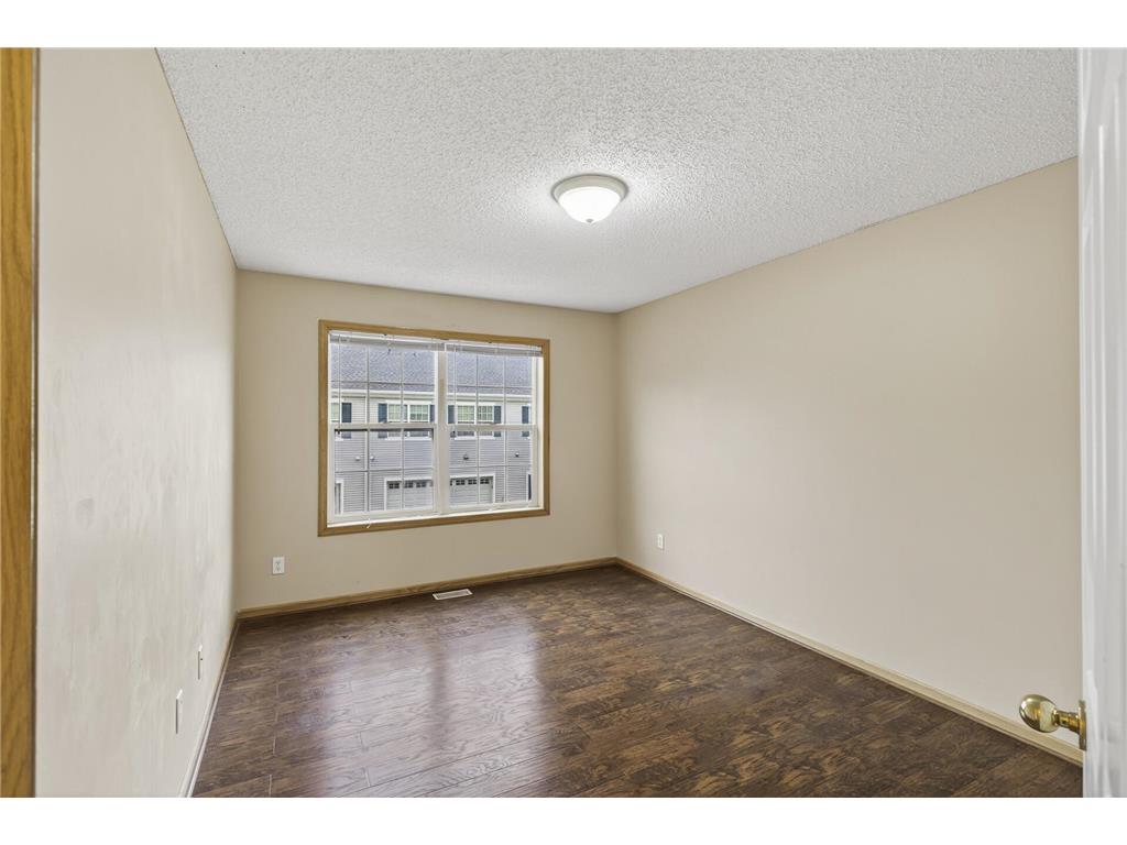 7580 Lower 11th Street N Oakdale MN 55128 7049511 image17