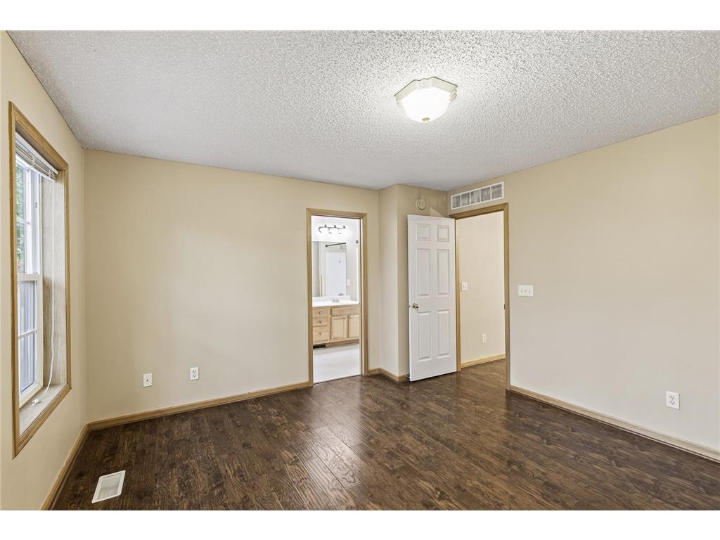 7580 Lower 11th Street N Oakdale MN 55128 7049511 image21