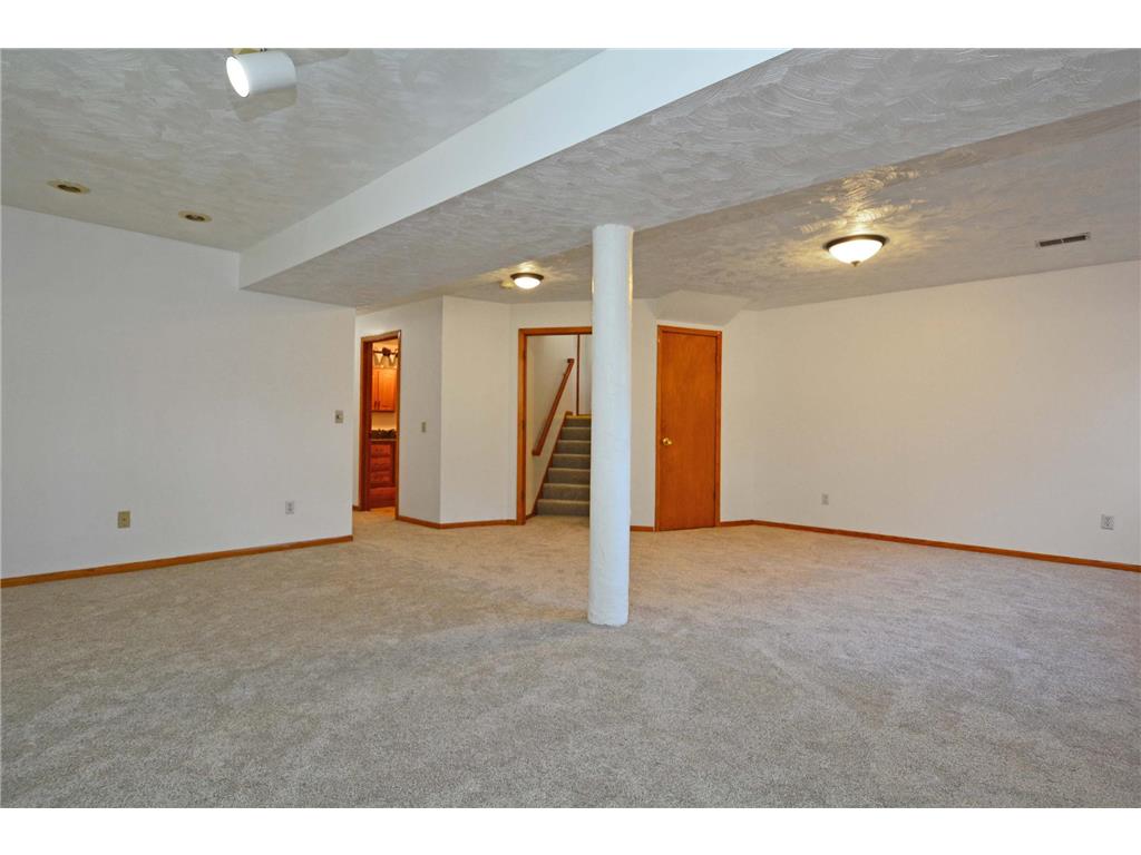 7581 23rd Street N Oakdale MN 55128 7037751 image19