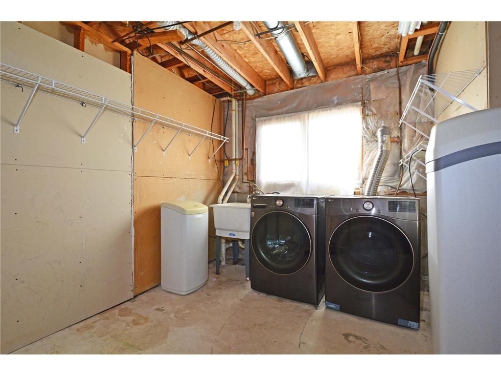7581 23rd Street N Oakdale MN 55128 7037751 image24