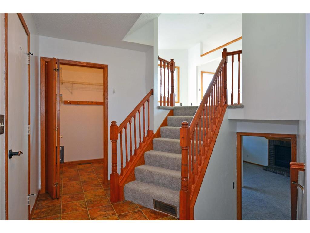 7581 23rd Street N Oakdale MN 55128 7037751 image26