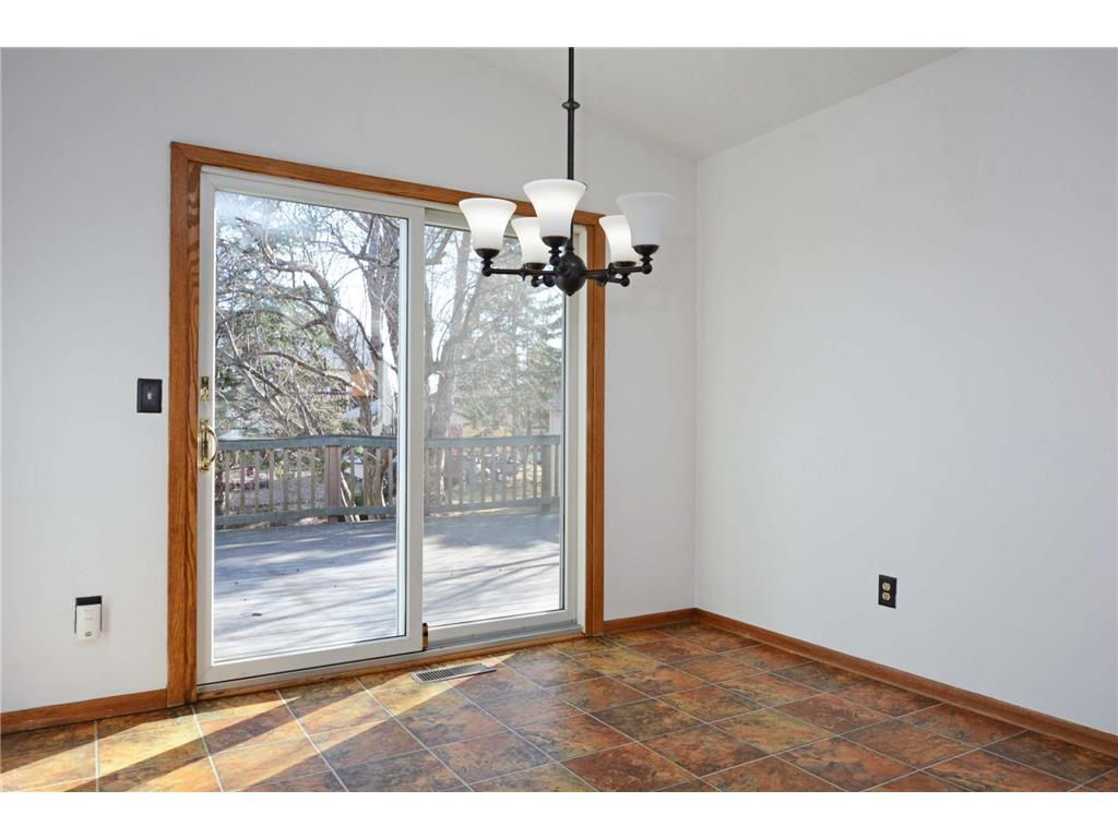 7581 23rd Street N Oakdale MN 55128 7037751 image6