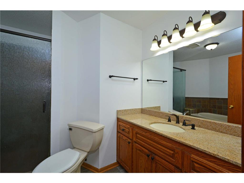 7581 23rd Street N Oakdale MN 55128 7037751 image9