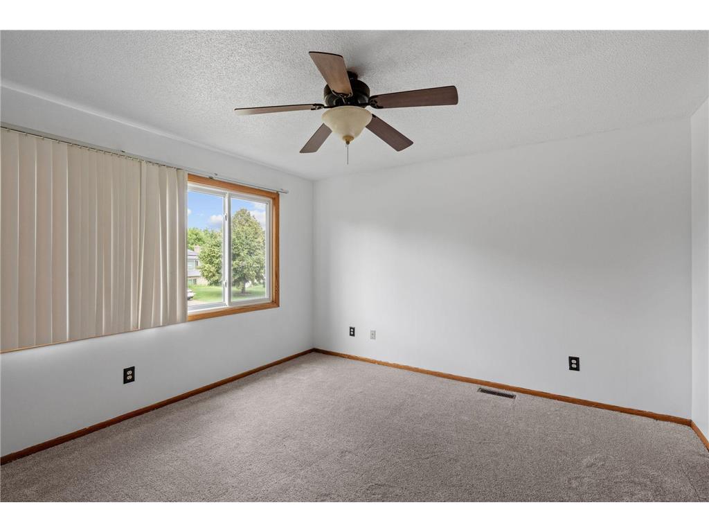 7581 23rd Street N Oakdale MN 55128 7100369 image10