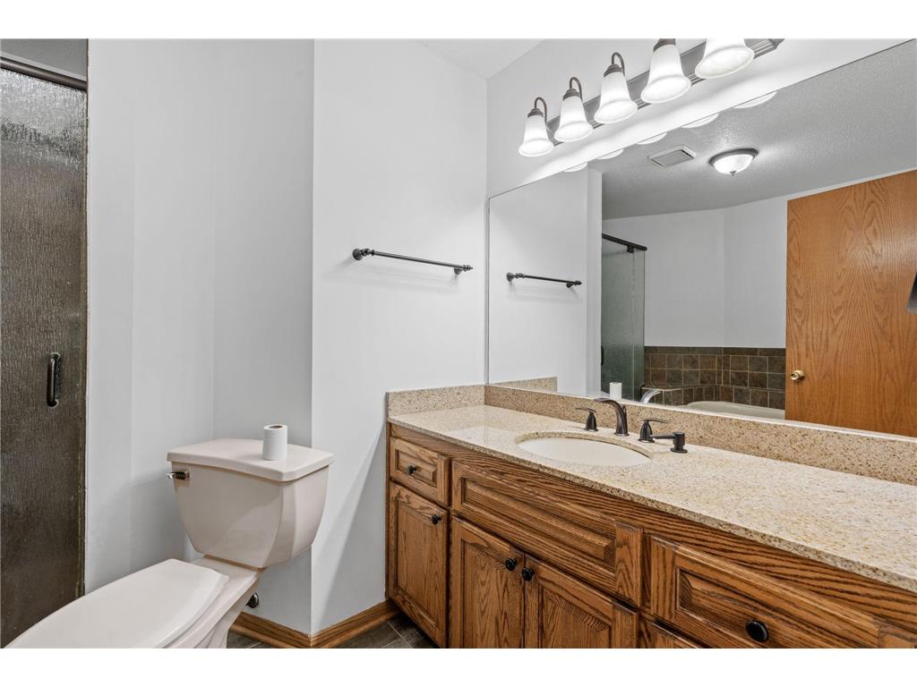 7581 23rd Street N Oakdale MN 55128 7100369 image11