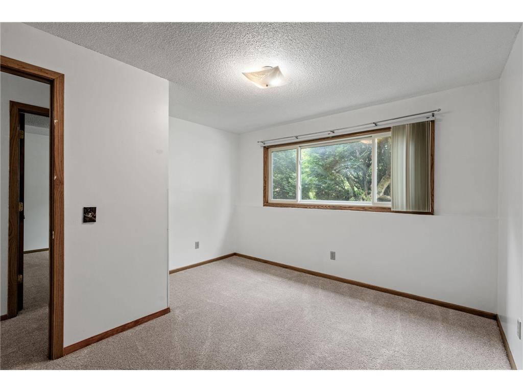 7581 23rd Street N Oakdale MN 55128 7100369 image19