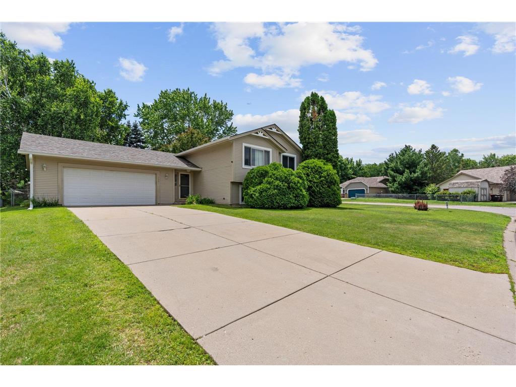 7581 23rd Street N Oakdale MN 55128 7100369 image2