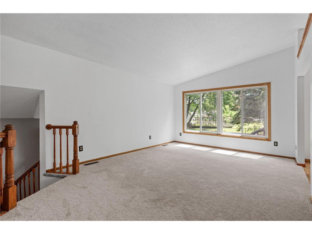 7581 23rd Street N Oakdale MN 55128 7100369 image5