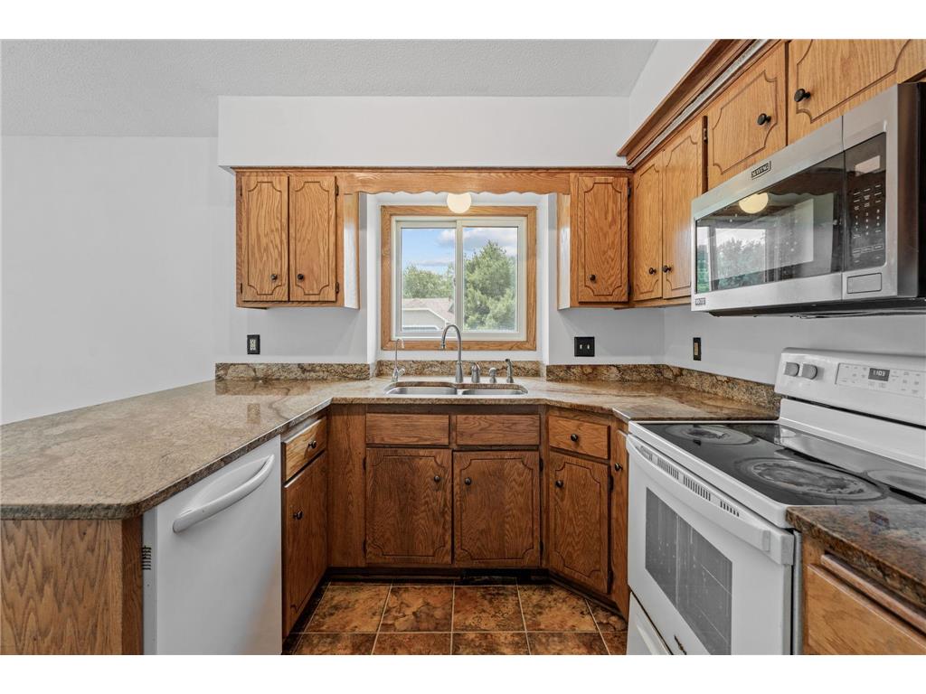 7581 23rd Street N Oakdale MN 55128 7100369 image9