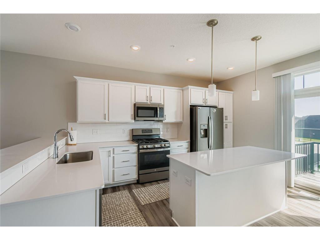 7582 38th Street N Oakdale MN 55128 7097505 image11