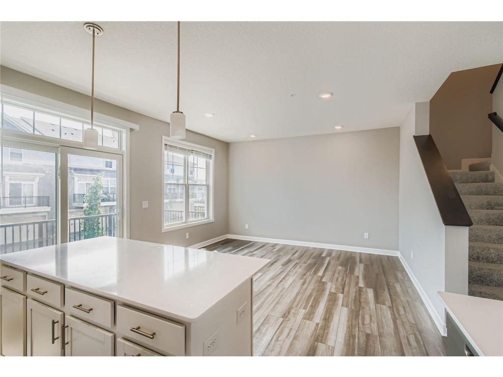 7582 38th Street N Oakdale MN 55128 7097505 image13