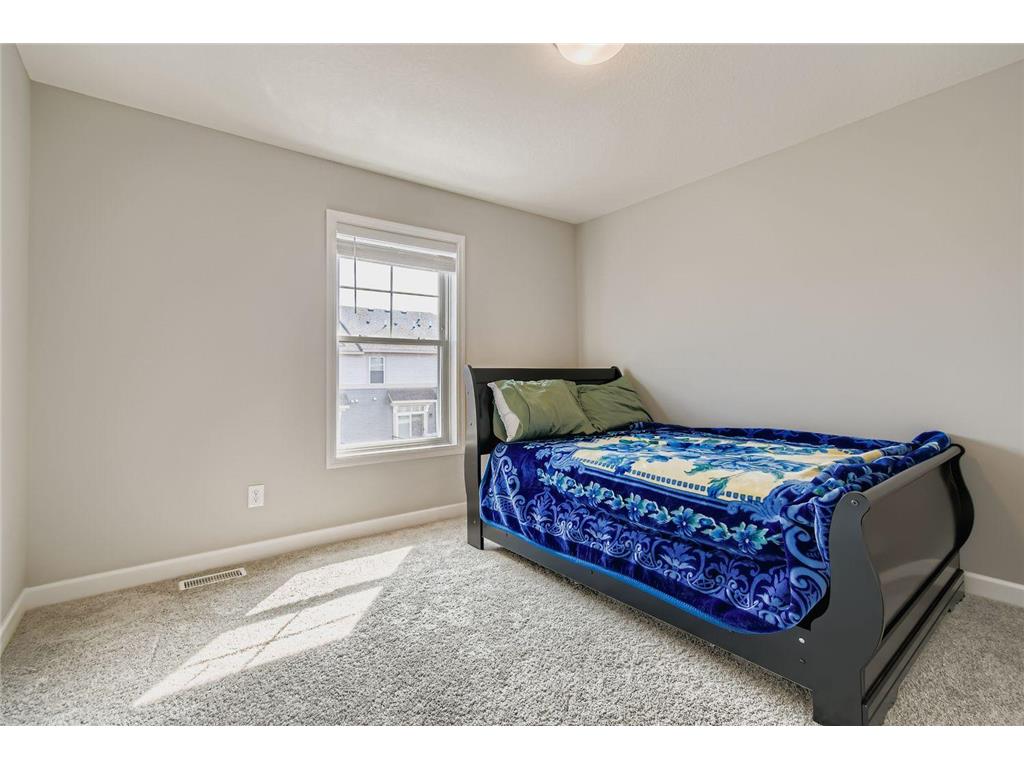 7582 38th Street N Oakdale MN 55128 7097505 image21