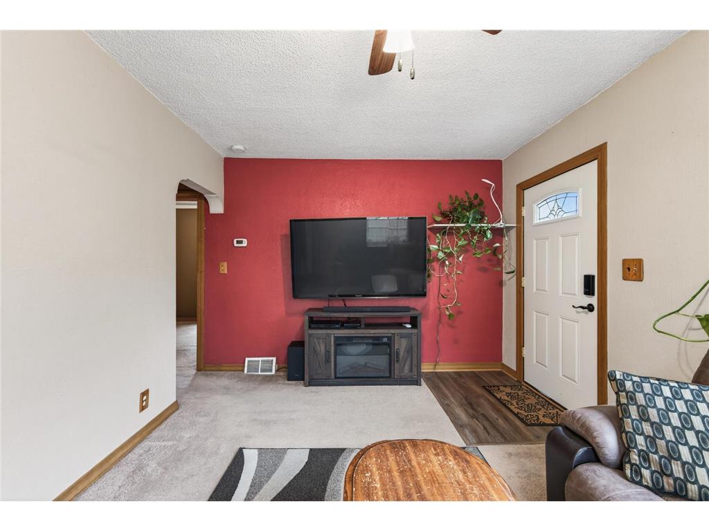 759 9th Avenue S South Saint Paul MN 55075 7071857 image4
