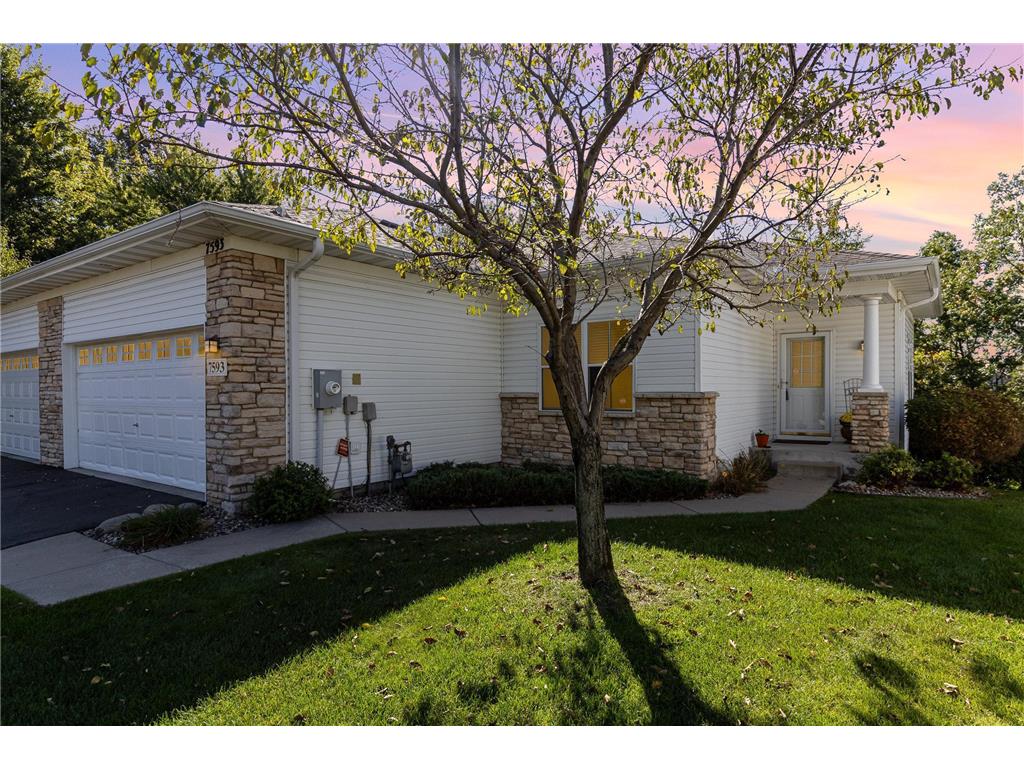 7593 5th Street N Oakdale MN 55128 6611150 image1