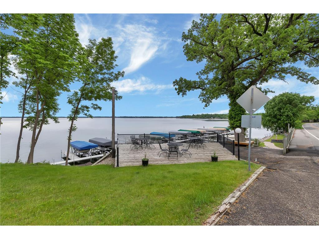 7595 N Shore Drive 106, Spicer, MN, 56288 MLS 6214984 Edina Realty