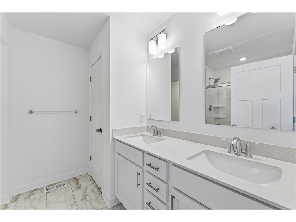 7597 Norway Lane Lino Lakes MN 55038 6778683 image11