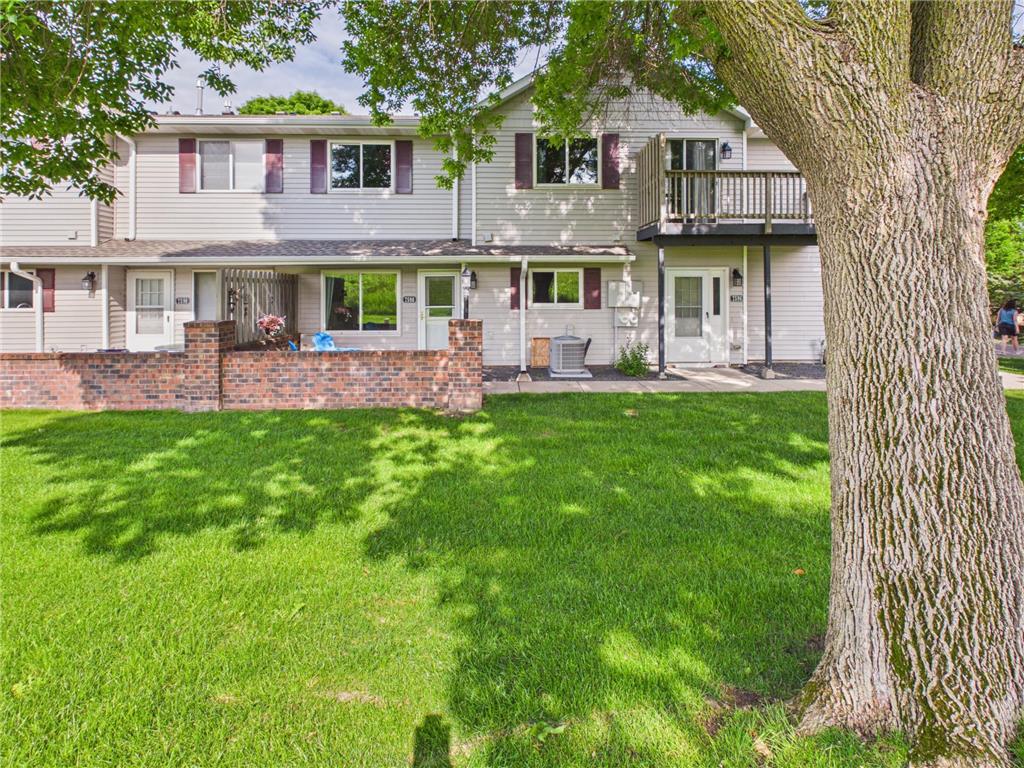 7598 13th Street N Oakdale MN 55128 7057276 image19