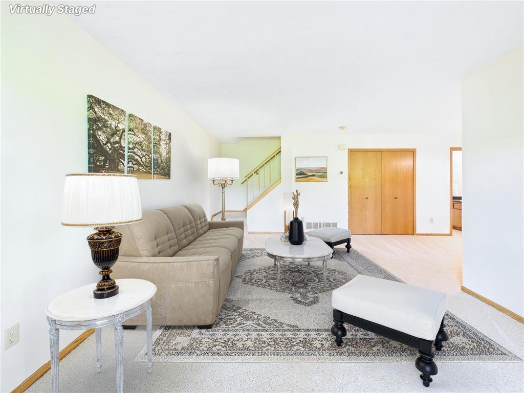 7598 13th Street N Oakdale MN 55128 7057276 image2