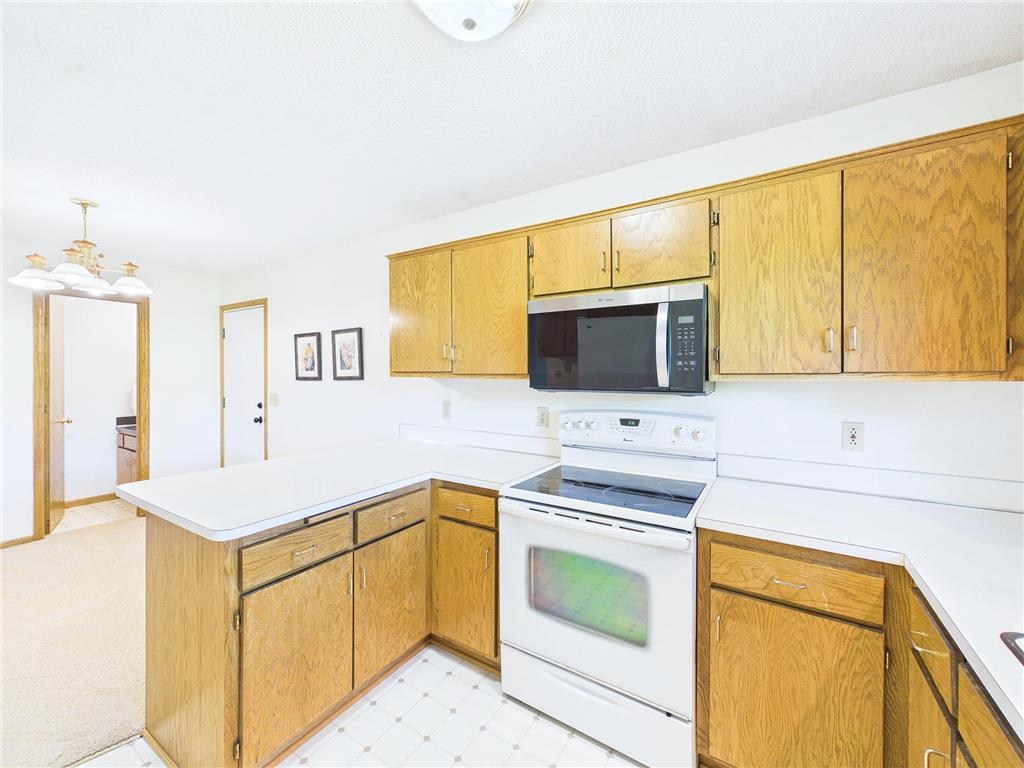 7598 13th Street N Oakdale MN 55128 7057276 image7