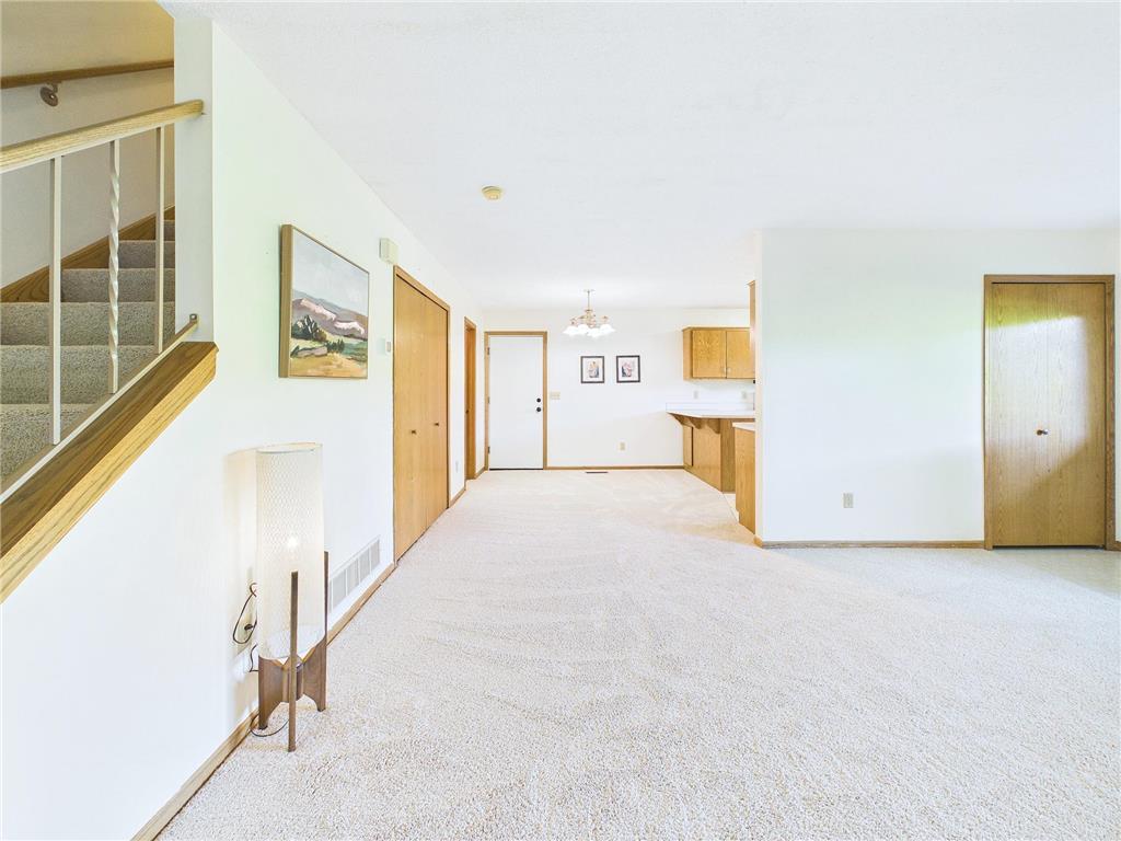 7598 13th Street N Oakdale MN 55128 7057276 image8
