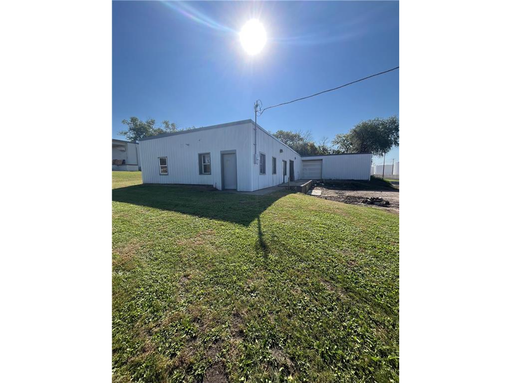 76 21st Street Newport MN 55055 6808769 image1