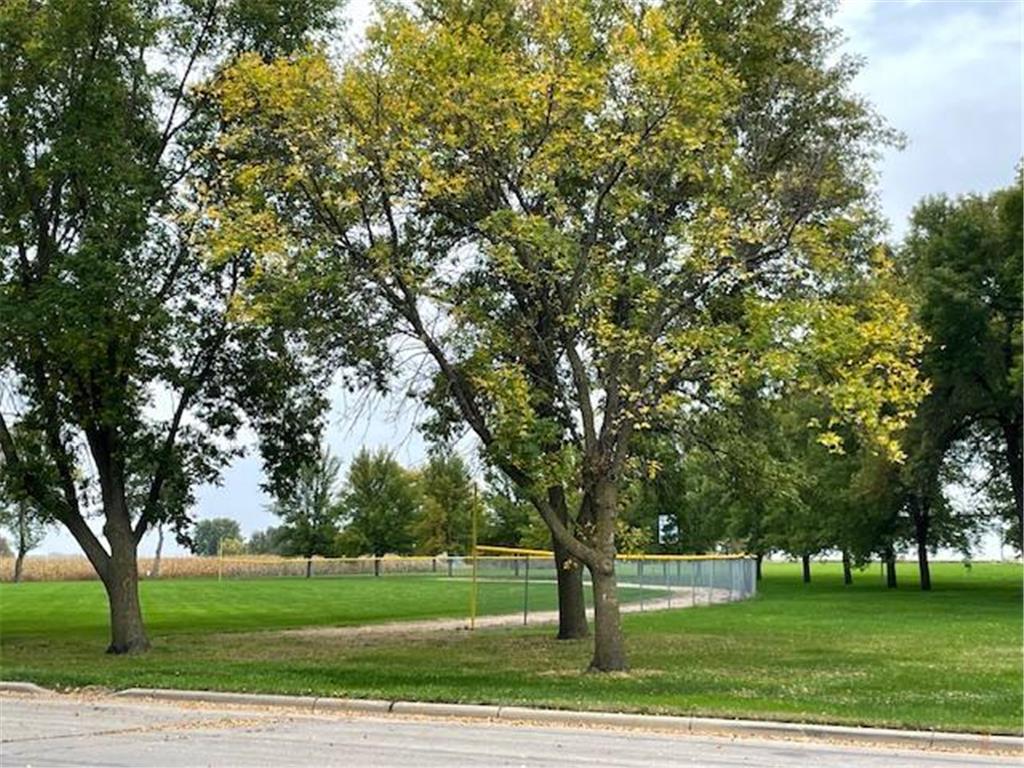 76 4th Avenue E Wood Lake MN 56297 6796730 image38