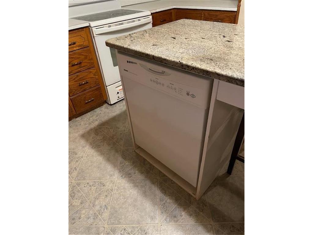 76 4th Avenue E Wood Lake MN 56297 6796730 image6