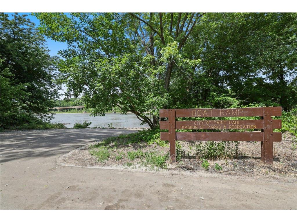 76 Prospect Boulevard Saint Paul MN 55107 7082002 image108