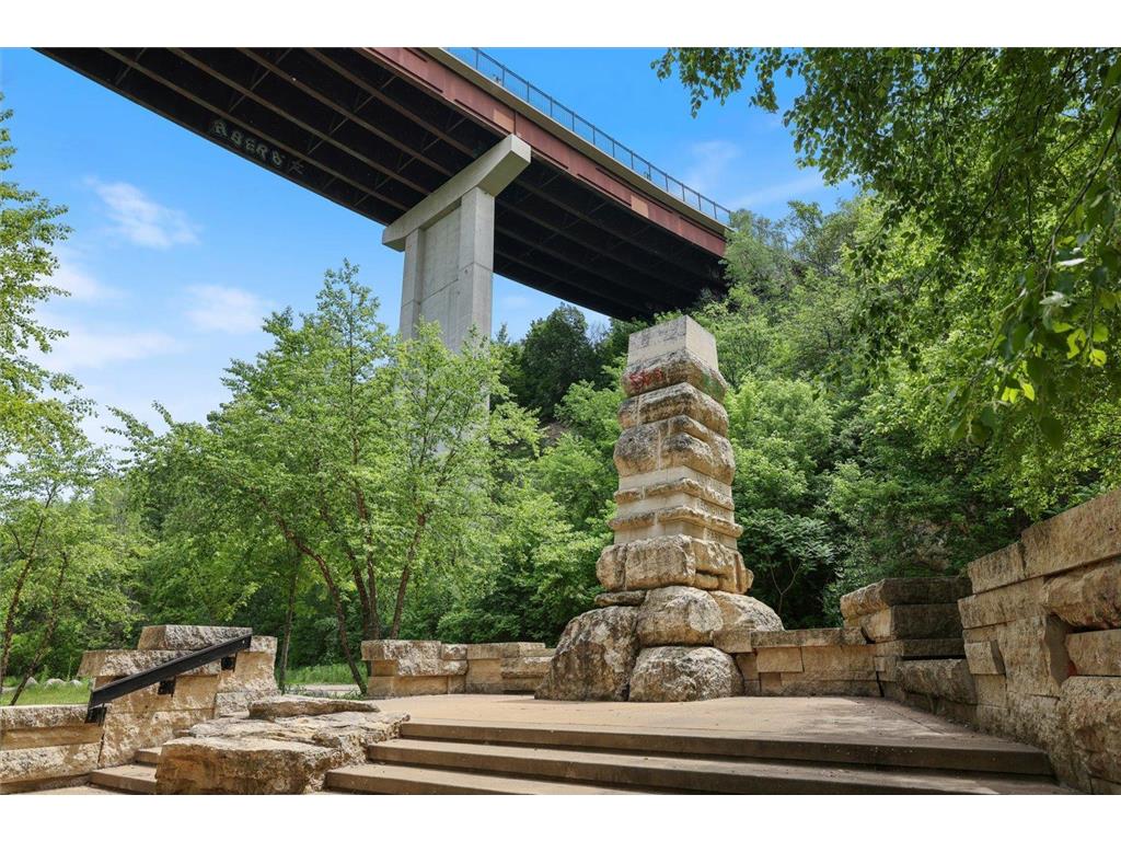 76 Prospect Boulevard Saint Paul MN 55107 7082002 image110